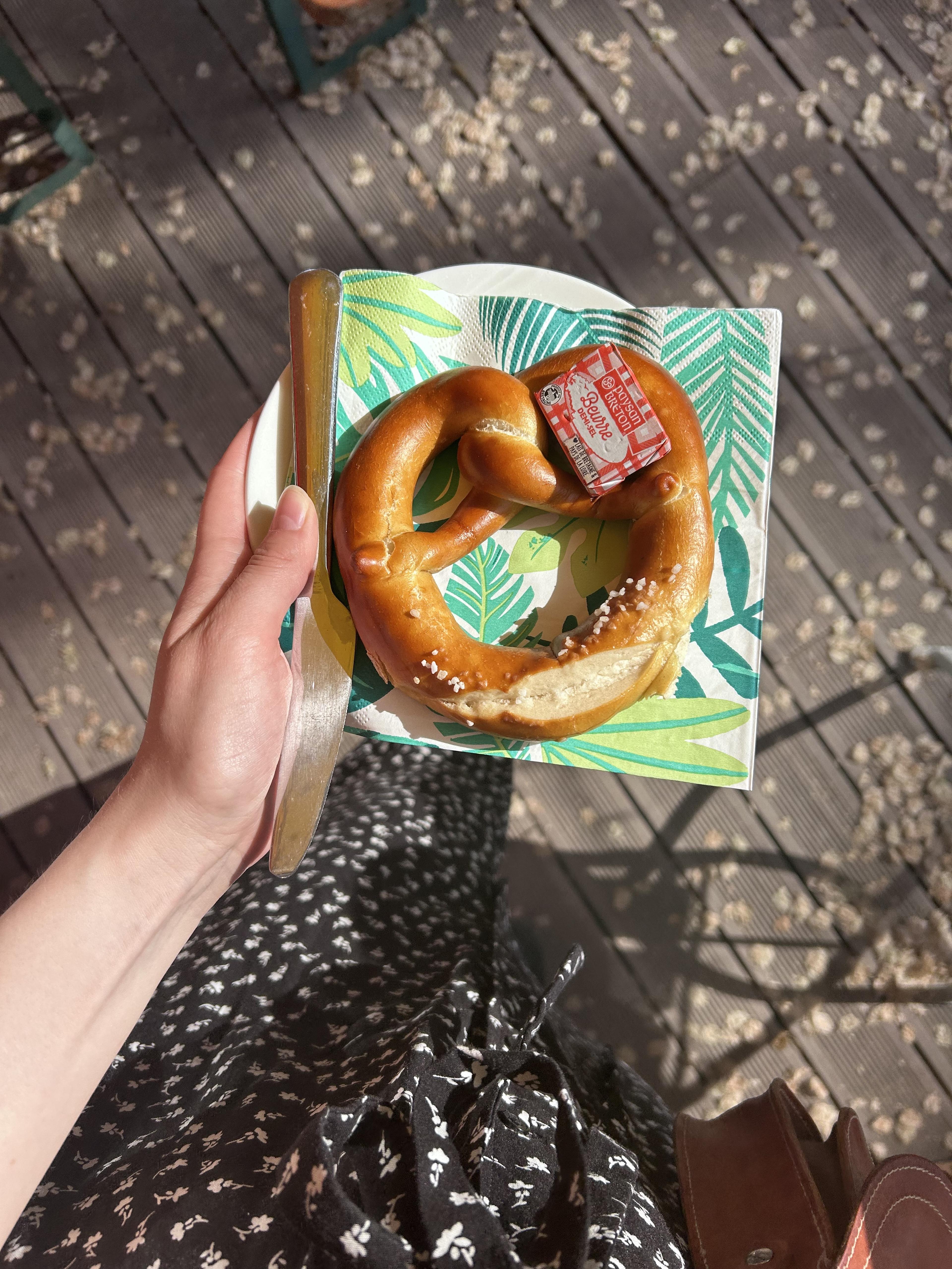 pretzel, butter and a summer dress